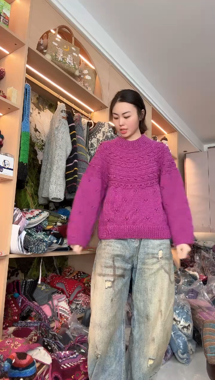 羊毛紫色套头毛衣