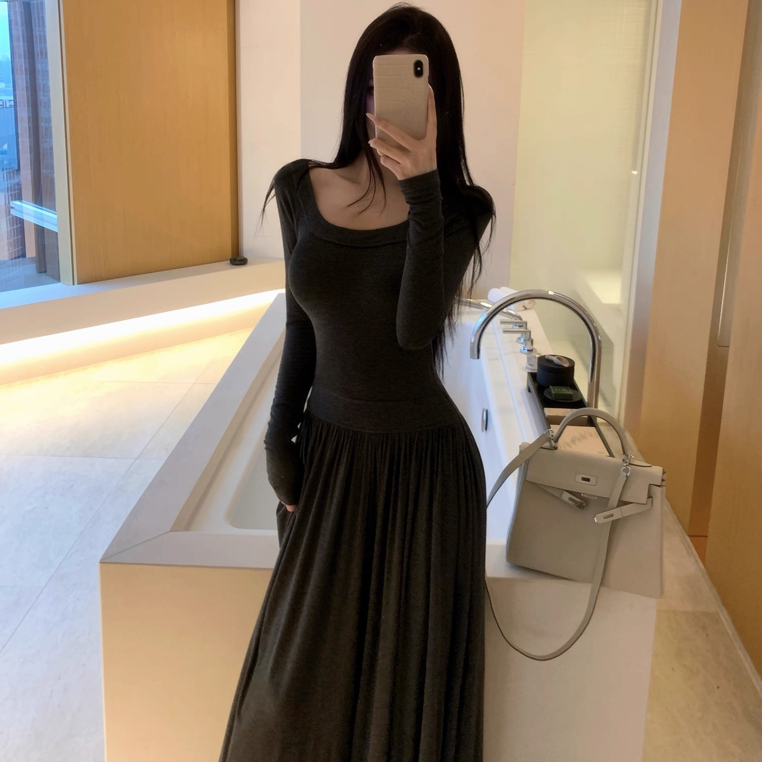 JAYKY YANG【淡颜芭蕾】长袖系带针织连衣裙女圆领修身收腰大摆裙