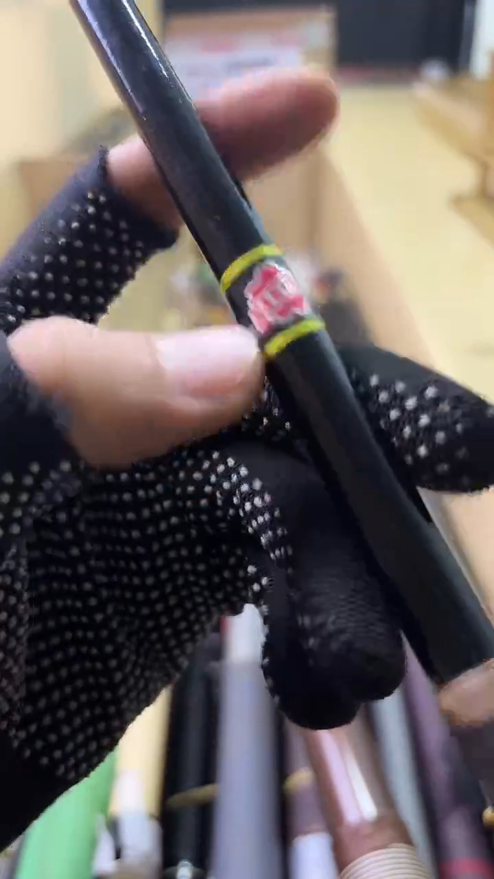 大*鱼竿 孤品 微瑕 顺丰加10元