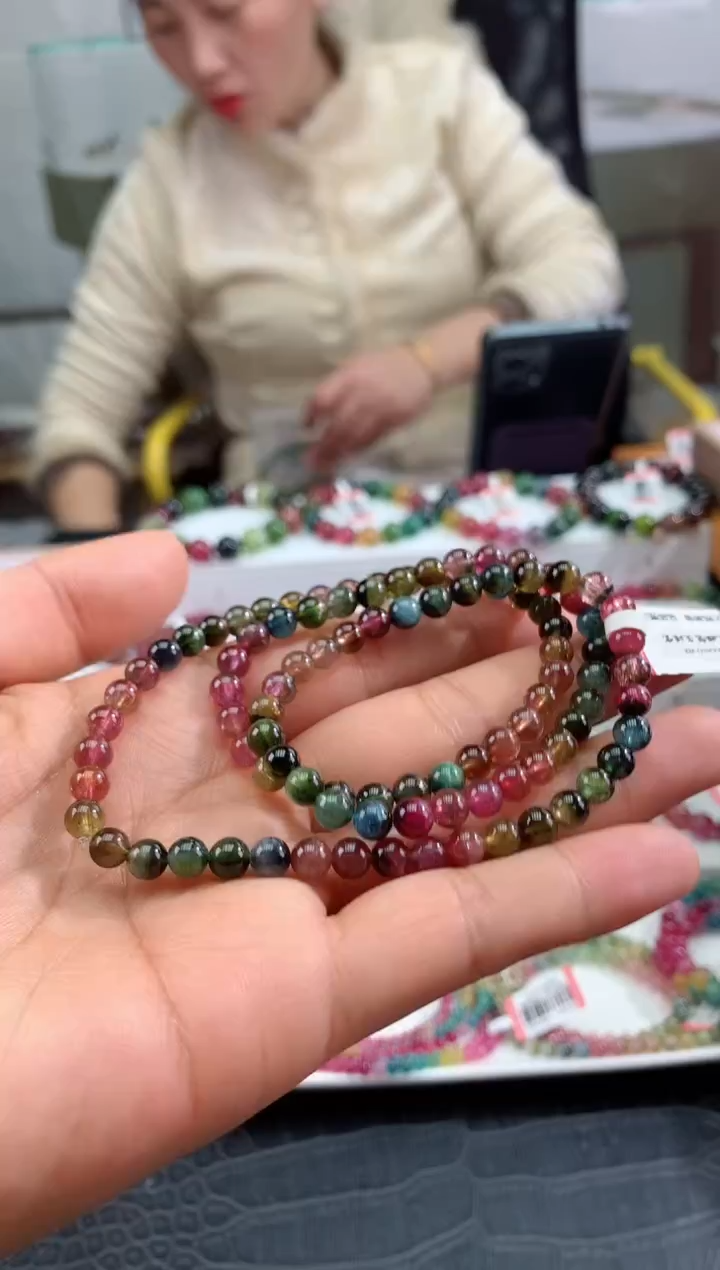 【闪购商品】碧玺手串未镶嵌多样性发一条