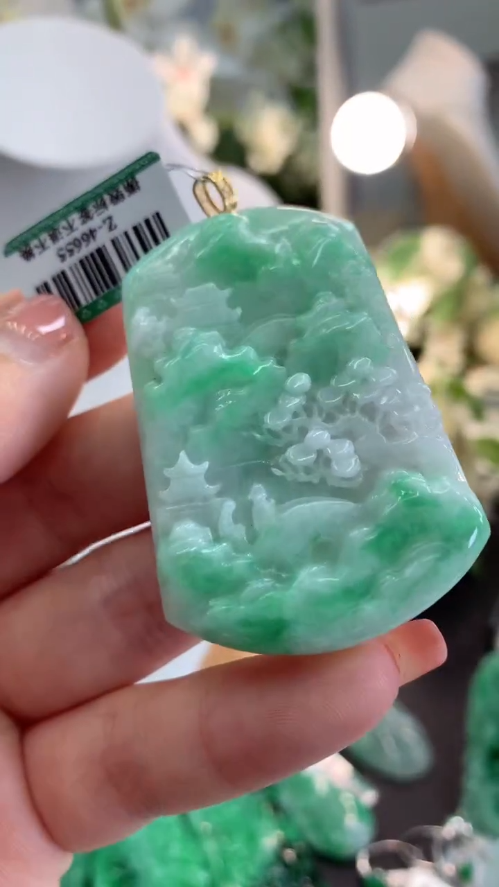 【闪购商品】翡翠吊坠(不含链)18K金镶嵌挂件