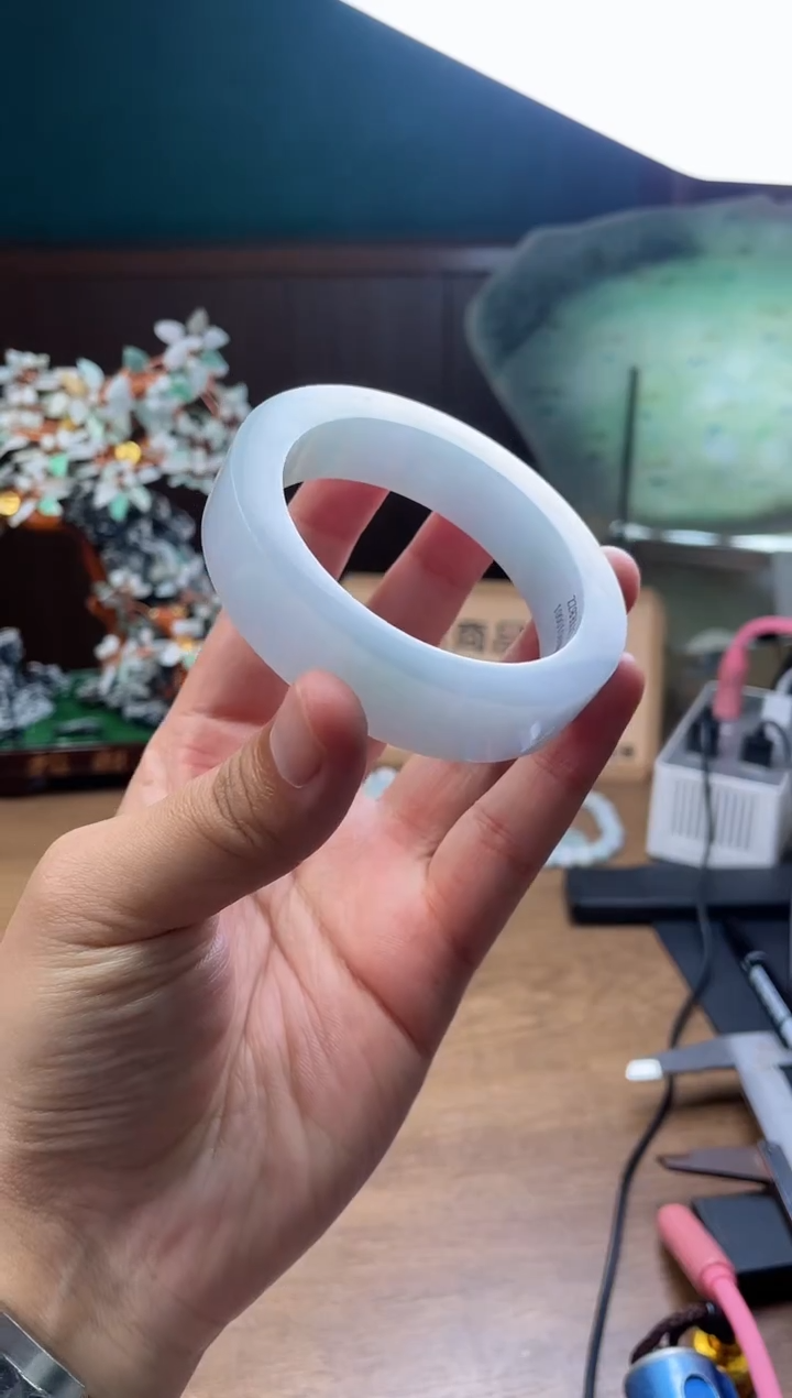 【闪购商品】定制翡翠手镯未镶嵌定制