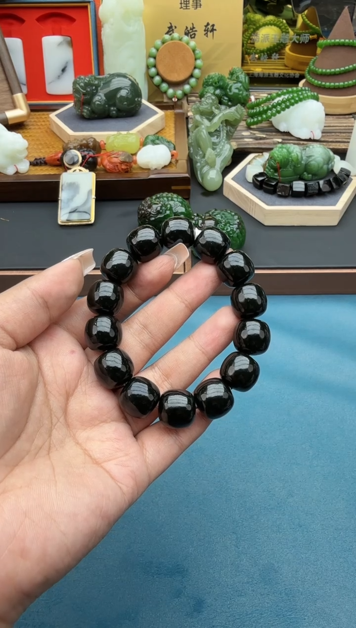 未镶嵌手串和田玉hqz