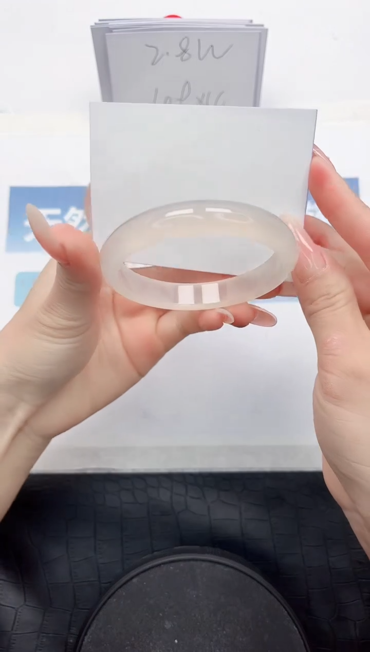 【闪购商品】石英质玉手镯未镶嵌L265-60