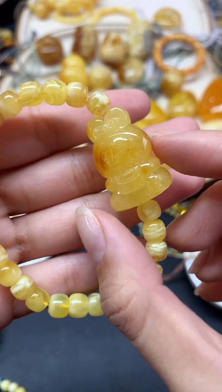 【闪购商品】蜜蜡裸石未镶嵌手串A366|680