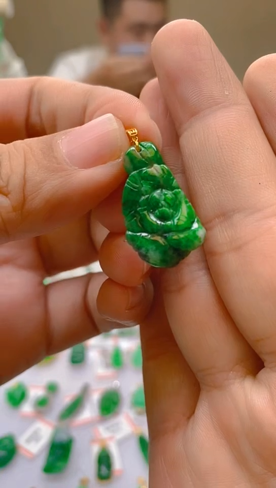 【闪购商品】翡翠颈饰18K金镶嵌新号开播，全场乱卖