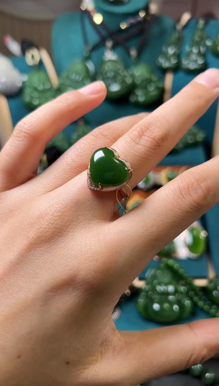 和田玉（碧玉）戒指银S925镶嵌碧玉
