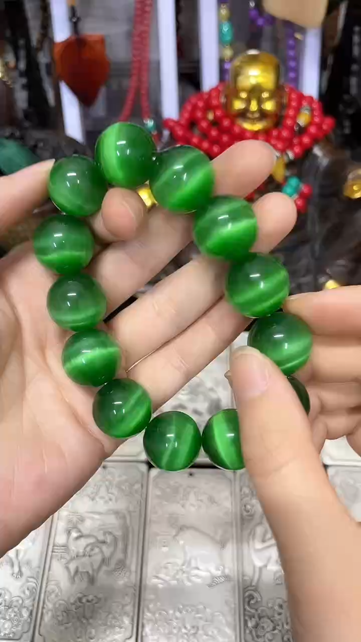 摆件主播推荐如图所示