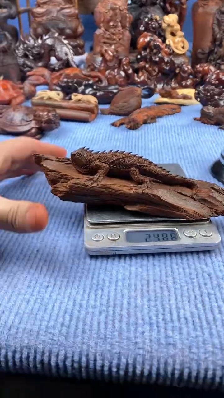 【闪购商品】檀香紫檀（小叶紫檀）蜥蜴