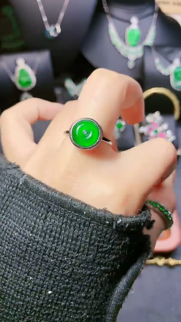 【闪购商品】翡翠戒指银S925镶嵌戒指