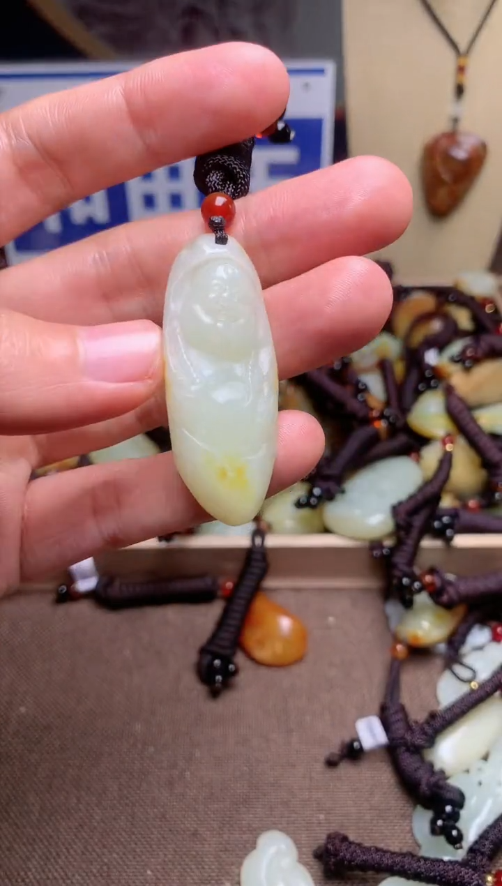 【闪购商品】和田玉颈饰未镶嵌1