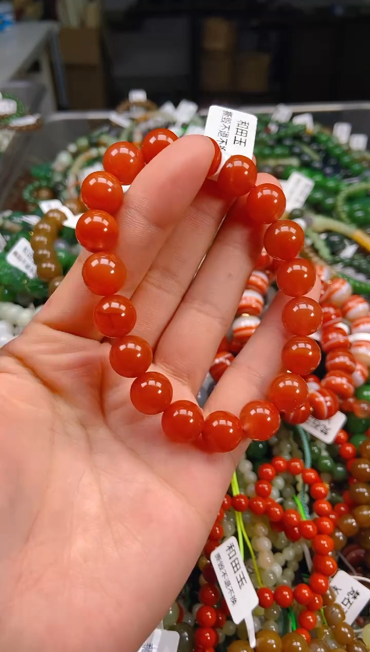 手串未镶嵌南红玛瑙1