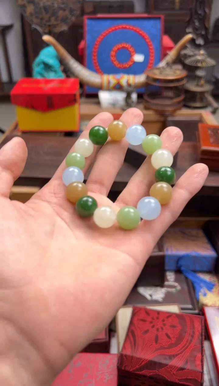 手链未镶嵌和田玉——————瓷———————62