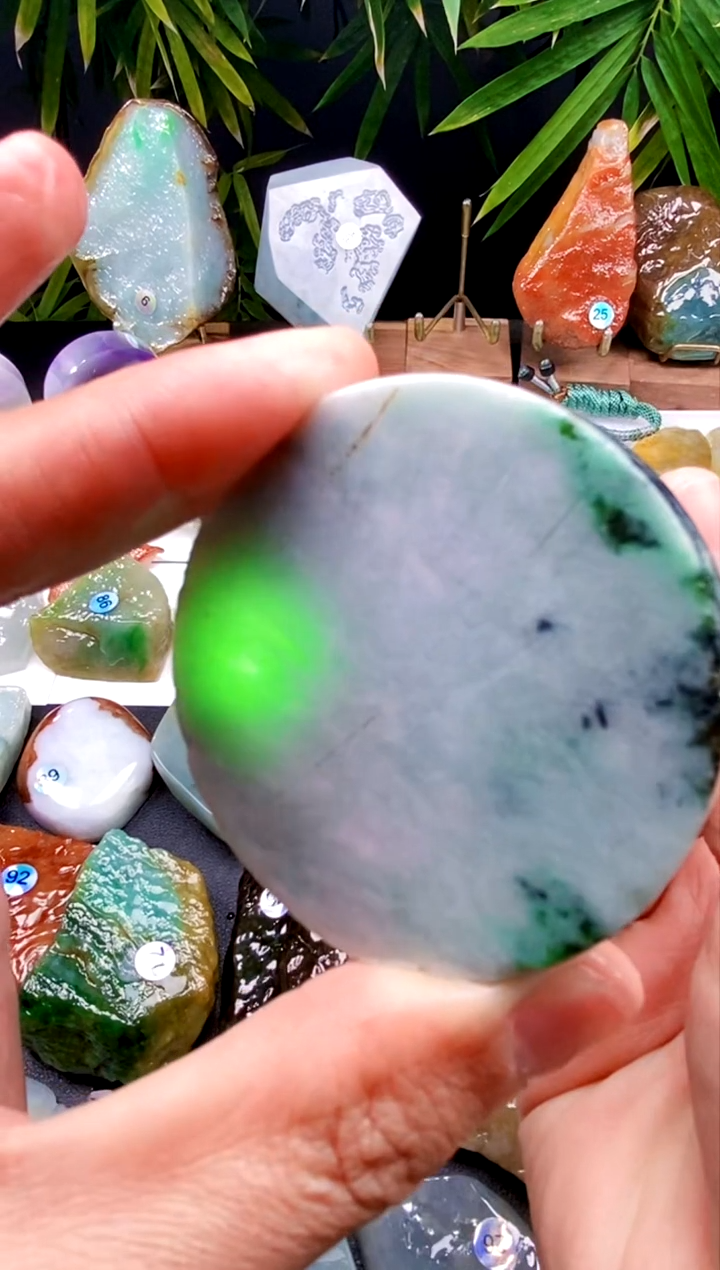 【闪购商品】定制翡翠未镶嵌翡翠