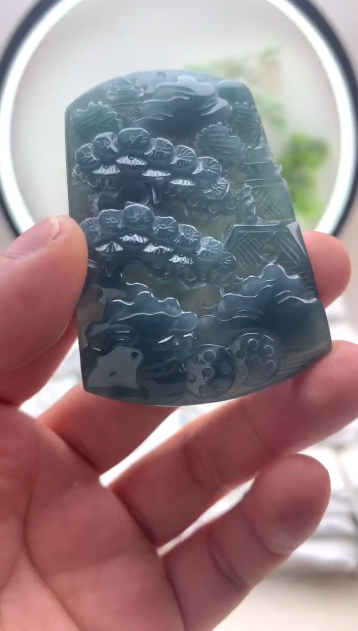 颈饰未镶嵌翡翠山水牌