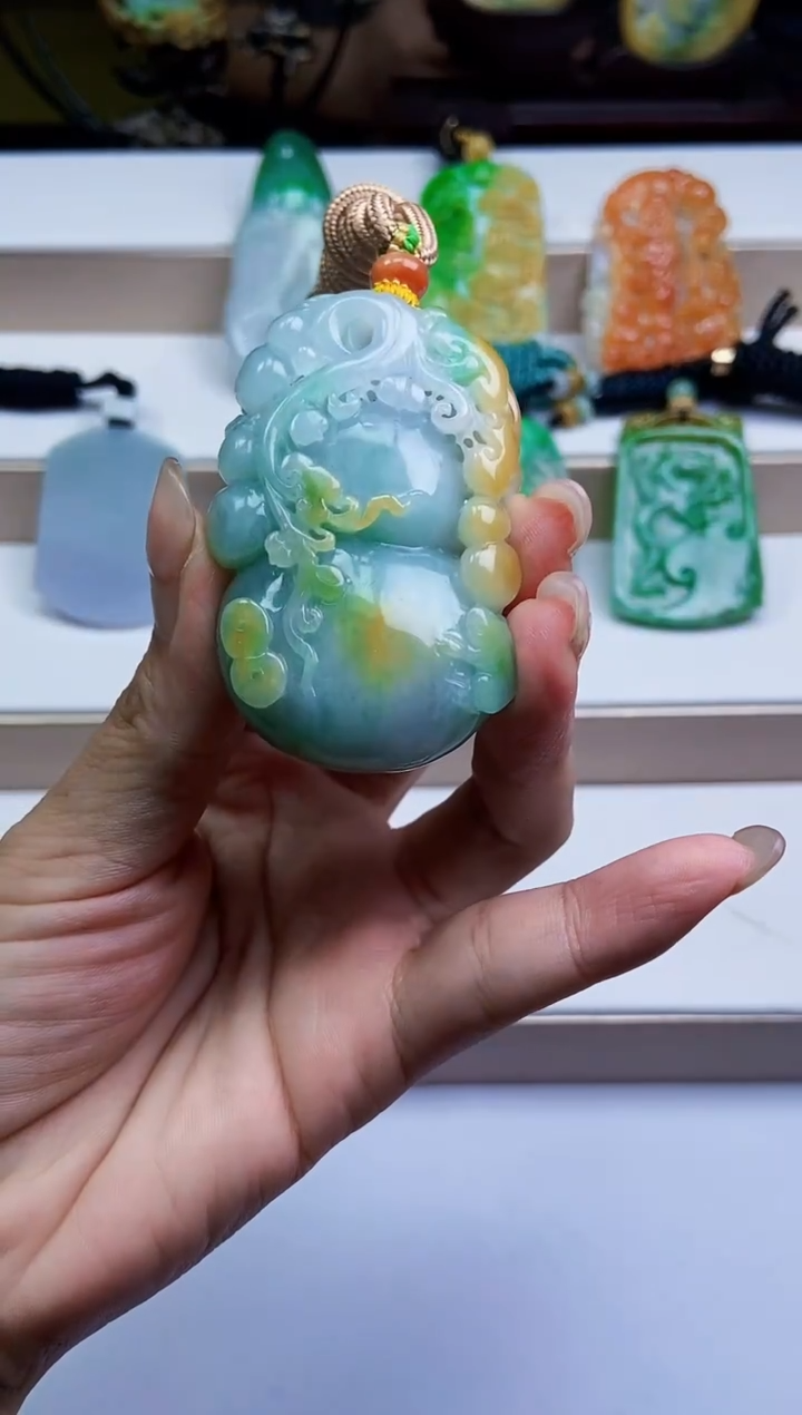 颈饰未镶嵌翡翠翡翠A货