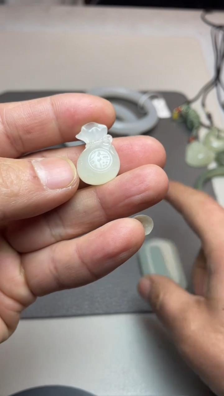 【闪购商品】和田玉颈饰未镶嵌1