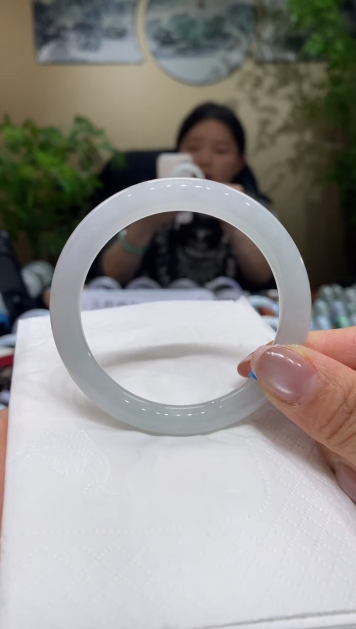 【闪购商品】翡翠手镯未镶嵌翡翠