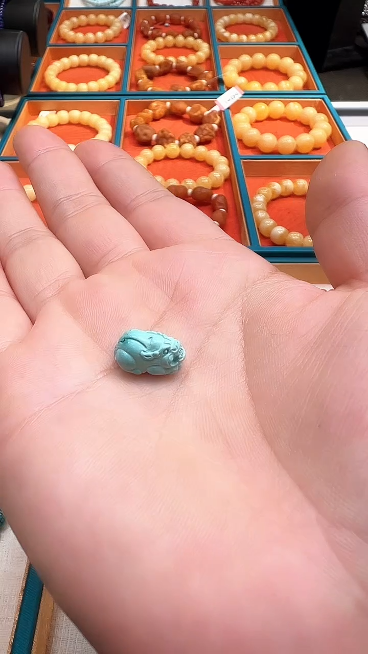 未镶嵌绿松石颈饰绿松石精工小貔貅吊坠