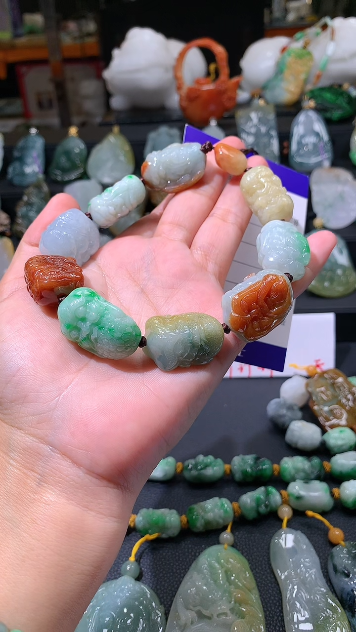 【闪购商品】翡翠颈饰未镶嵌挂件