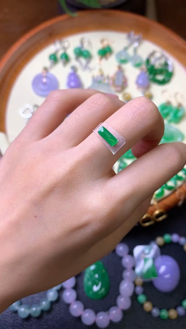 【闪购商品】定制翡翠未镶嵌裸石