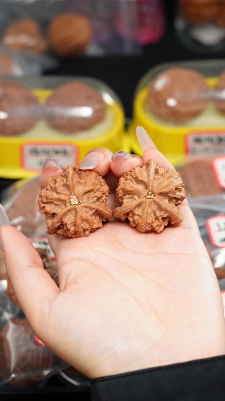 吊坠文玩核桃机**孩37盘山三棱