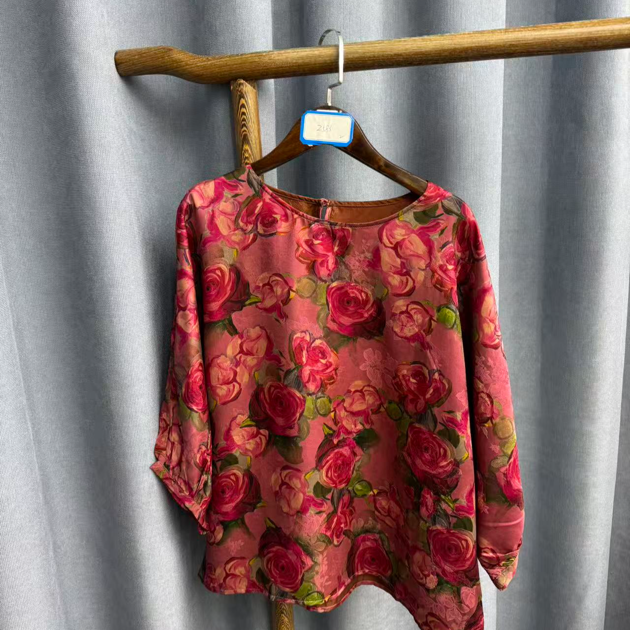 2025新款时尚休闲香云纱圆领上衣Z583