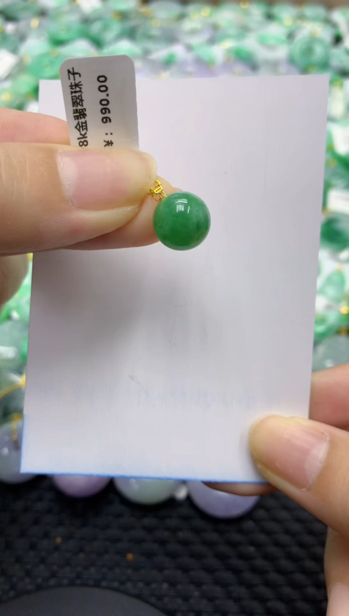 翡翠18K金镶嵌颈饰111111111