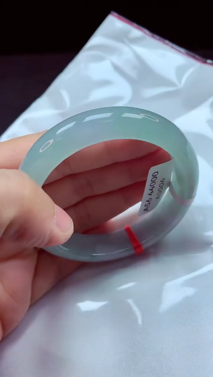 【闪购商品】翡翠手镯未镶嵌镯子56+