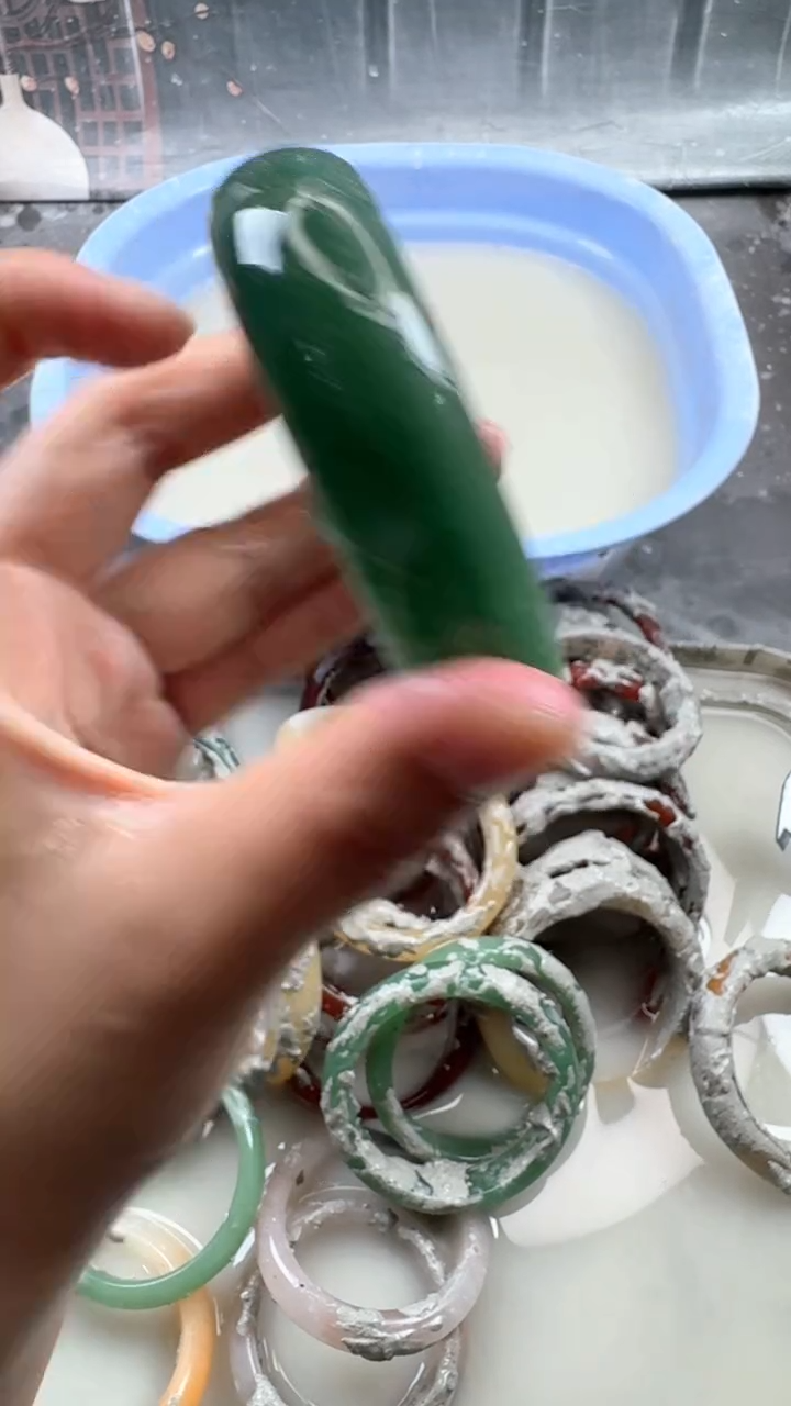 石英质玉手镯未镶嵌47 62