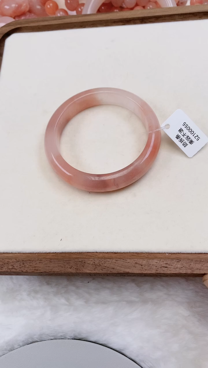 【闪购商品】石英质玉手镯未镶嵌3