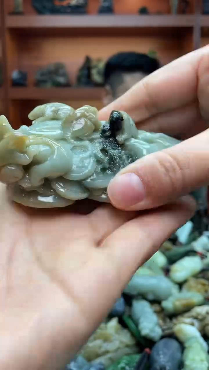 未镶嵌和田玉摆件1