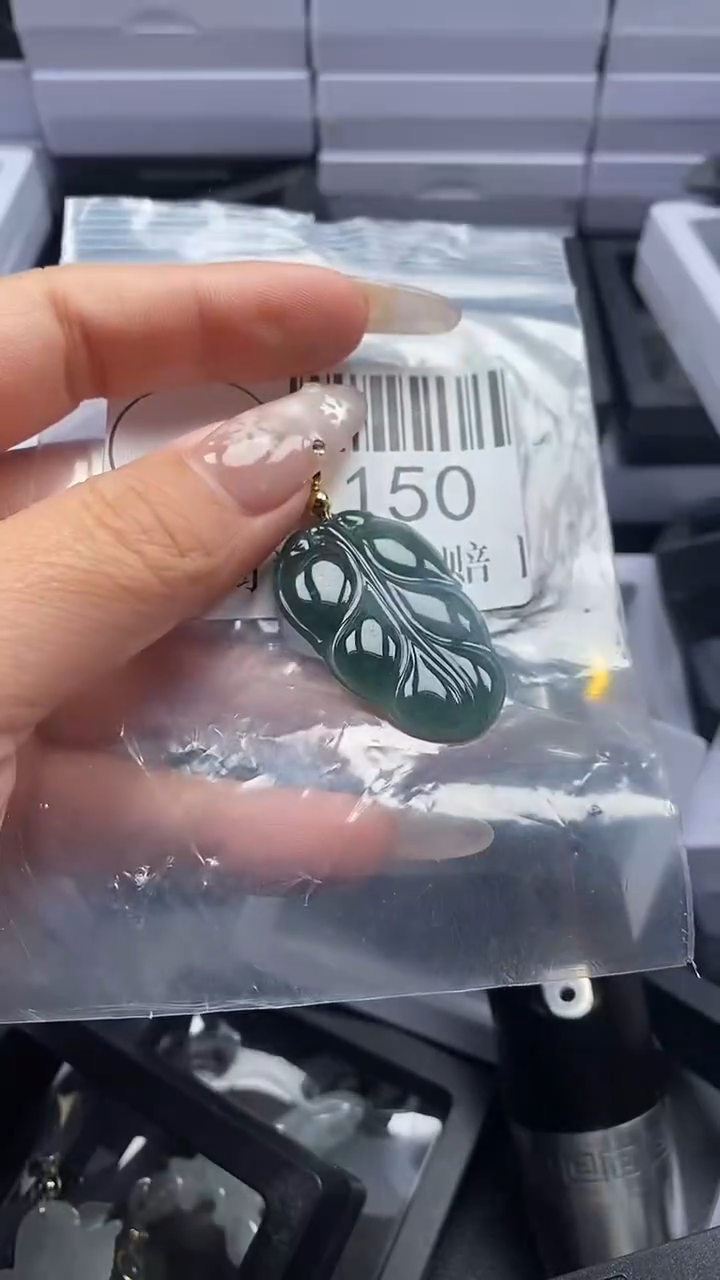 颈饰未镶嵌翡翠150