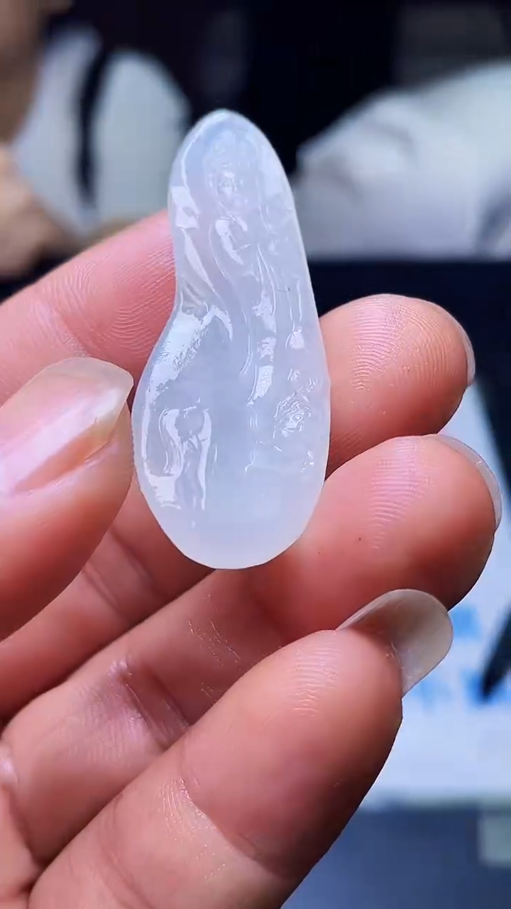 定制翡翠未镶嵌天然翡翠A货