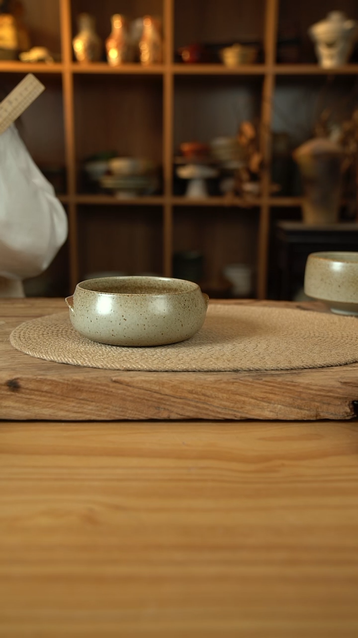 奶奶系列的双耳猪耳钵碗1个