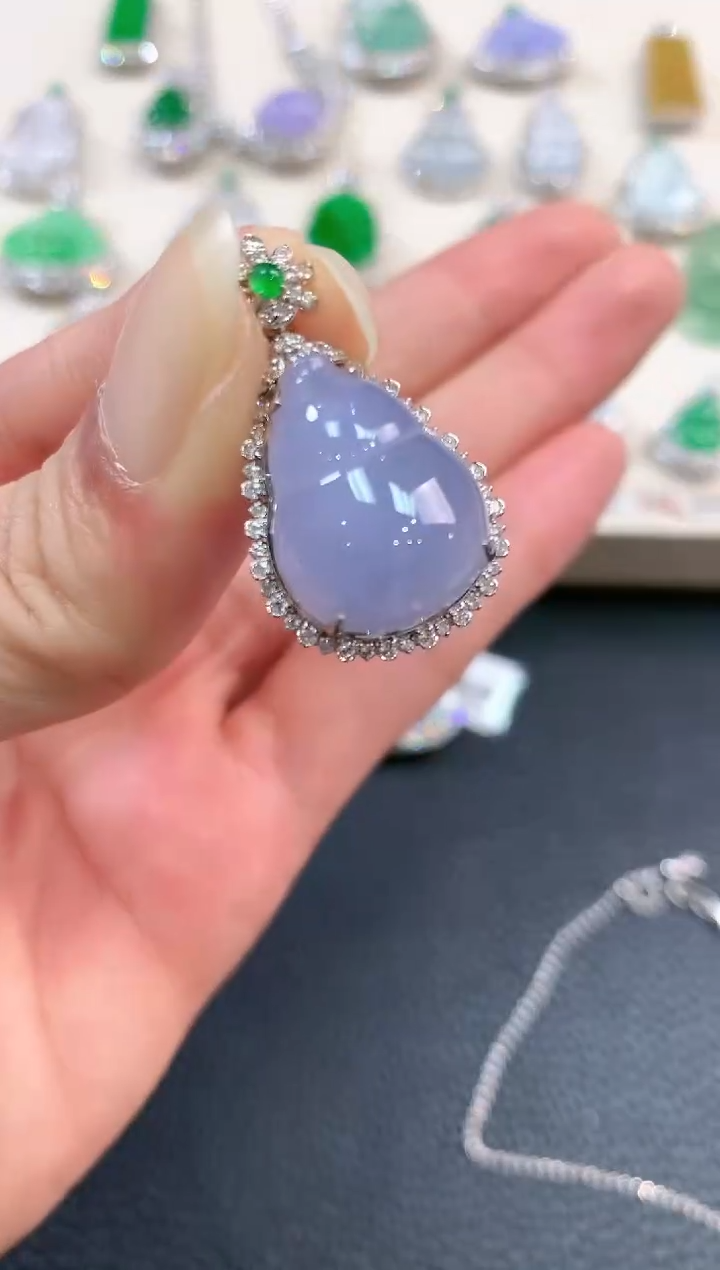 【闪购商品】翡翠吊坠(不含链)18K金镶嵌b103有色差