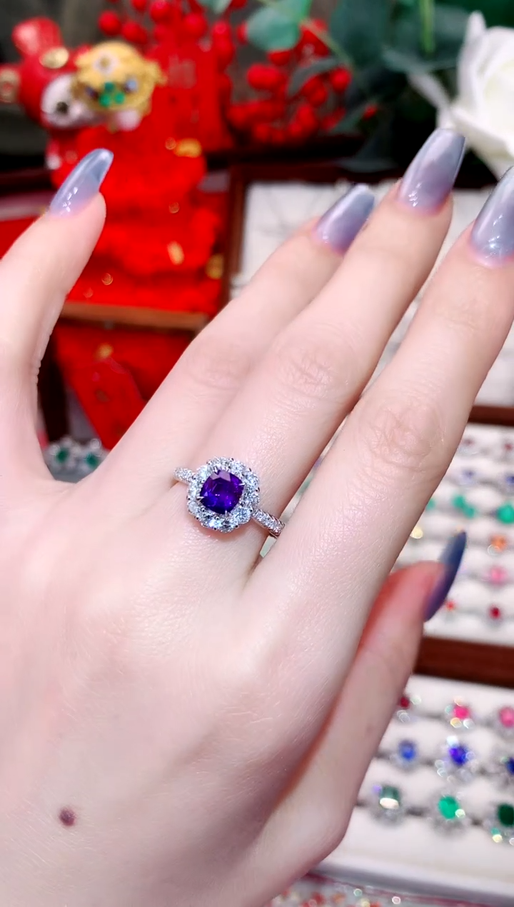 【闪购商品】彩色蓝宝石戒指18K金镶嵌1.19ct/天然宝石/七天无理由