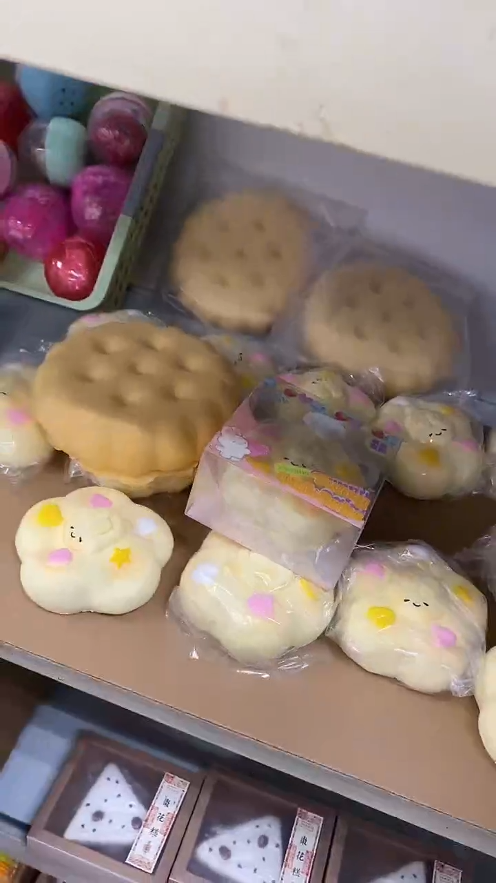 兔子蛋糕+超大饼干，，默认瑕疵无售后