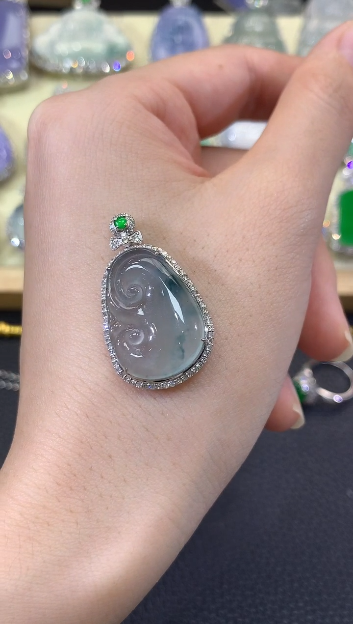 翡翠18K金镶嵌吊坠(不含链)夏日珠宝B29