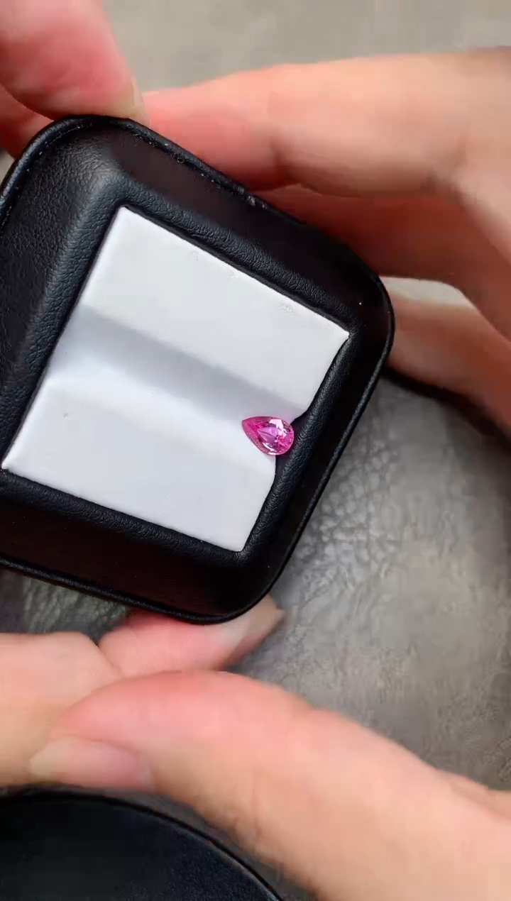 【闪购商品】彩色蓝宝石裸石未镶嵌1.09ct老烧粉蓝宝ZZH