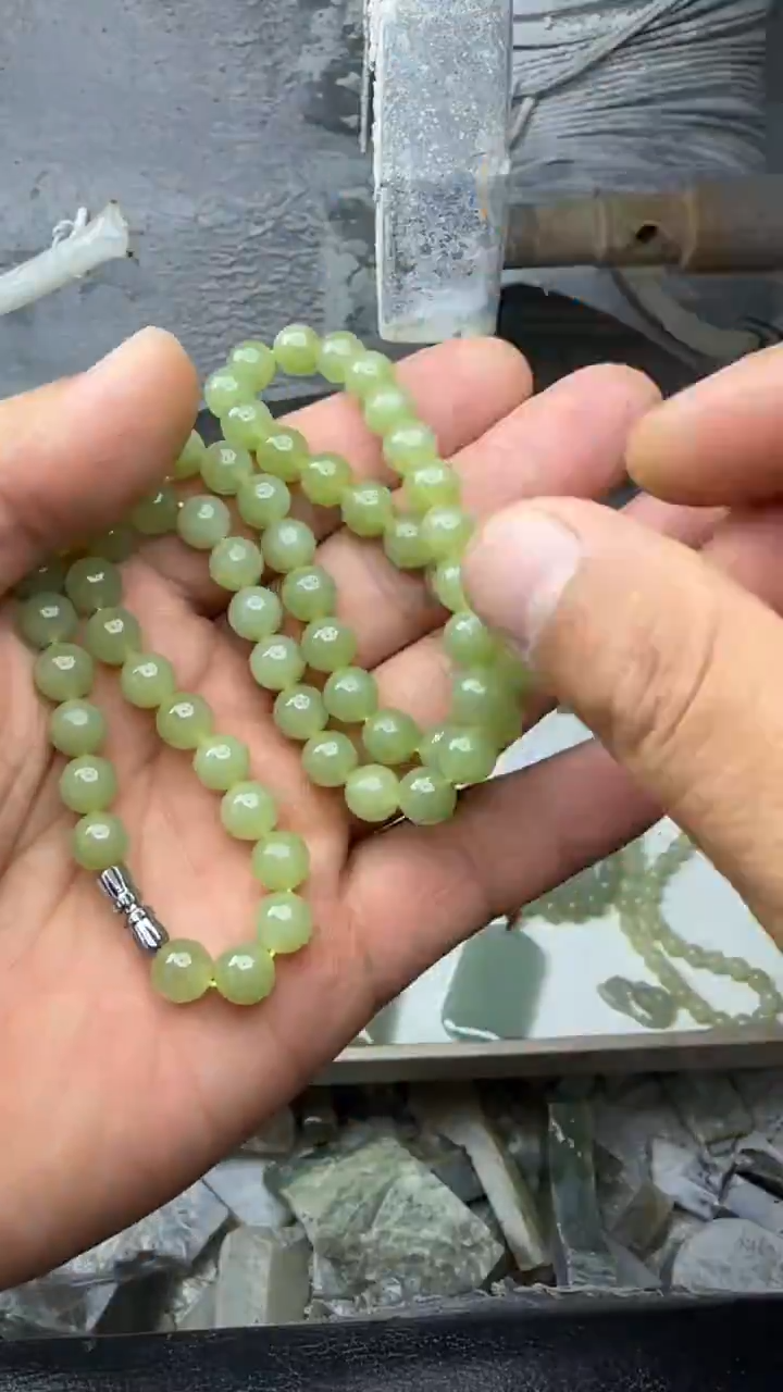 颈饰未镶嵌和田玉卡8