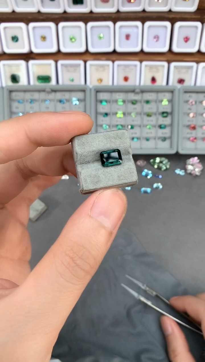 【闪购商品】定制碧玺裸石未镶嵌2.79ct