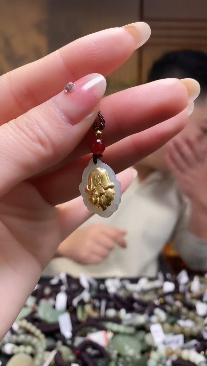 【闪购商品】和田玉颈饰未镶嵌多样性发货，拍一发一