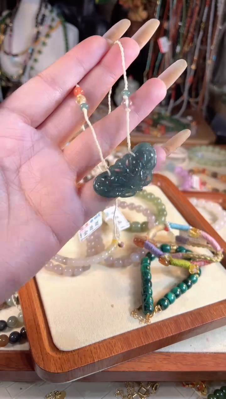 【闪购商品】翡翠手链未镶嵌多样性发货其一