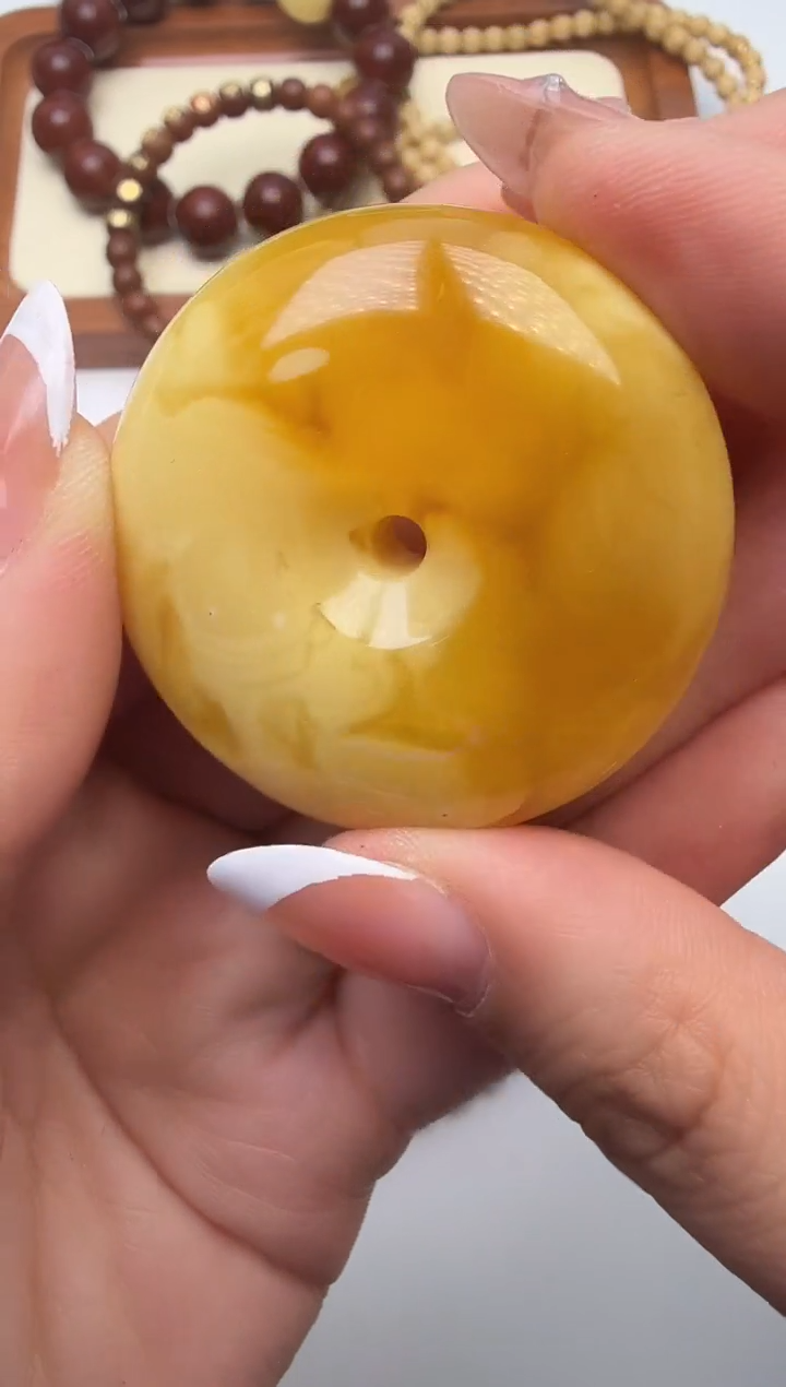 蜜蜡吊坠(不含链)未镶嵌蜜蜡吊坠