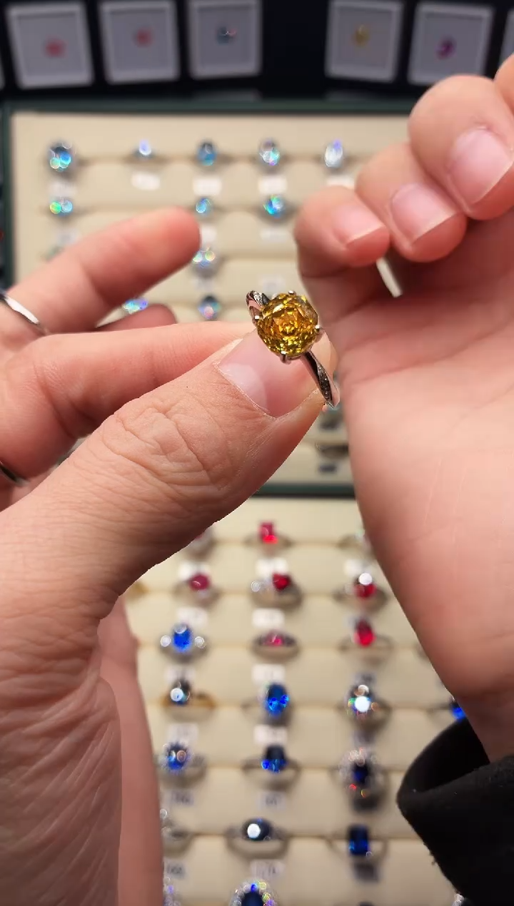 戒指彩色蓝宝石银S925镶嵌1888