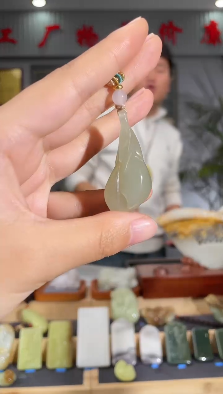 【闪购商品】和田玉颈饰未镶嵌拍一发一 多样性发货