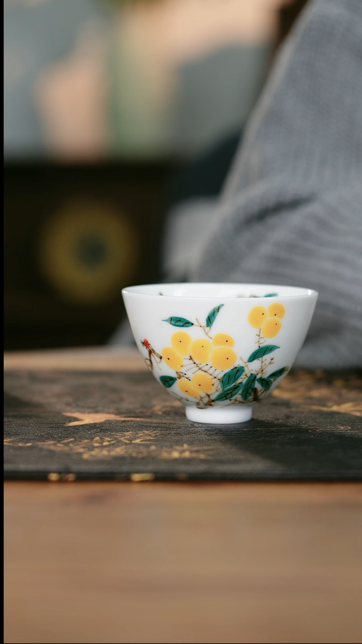 11-3手工手绘枇杷鸡心杯