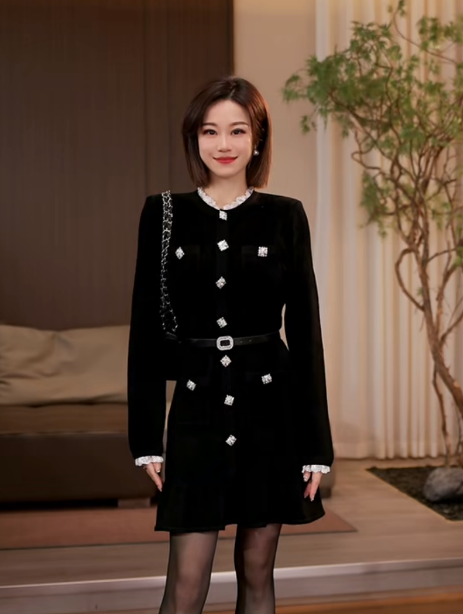 【时尚前沿】Molly 时尚气质显瘦轻奢重工洋气优雅 连衣裙 M2530225