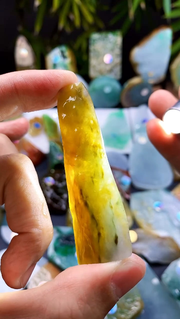 【闪购商品】定制翡翠未镶嵌翡翠